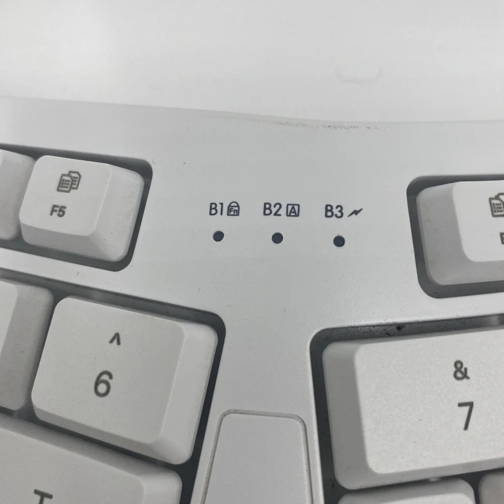 Macally‎ Wireless Ergonomic Keyboard White Bluetooth Split Mac Layout RFBTKEYB